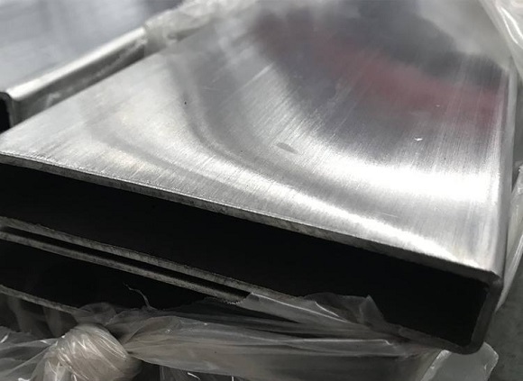 304不銹鋼管變形原因有哪些？