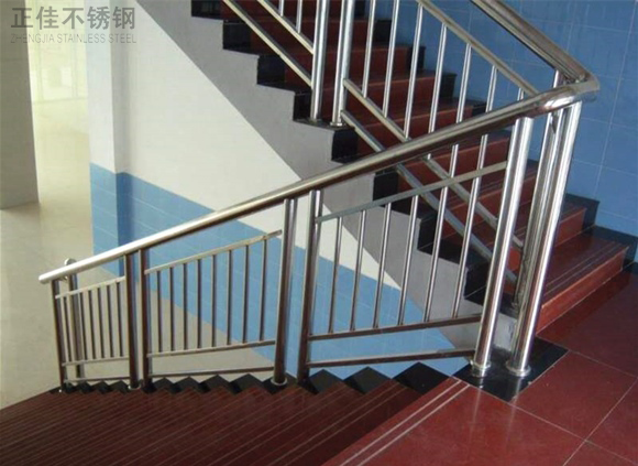 護(hù)欄不銹鋼圓管2